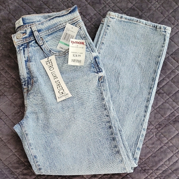 Kensie Denim - NWT Kensie Blue High Rise Straight Leg Jeans Classic Denim - The MILA
